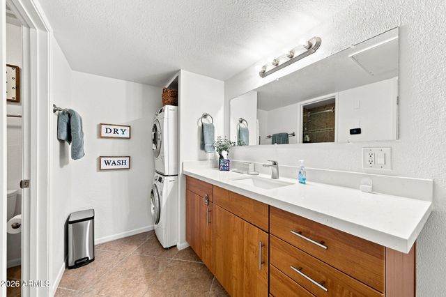 7350 N Via Paseo Del Sur -- M105, Scottsdale, AZ 85258