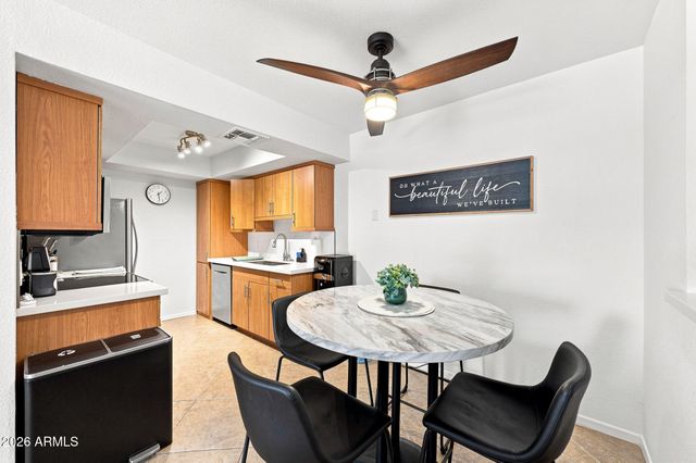 7350 N Via Paseo Del Sur -- M105, Scottsdale, AZ 85258