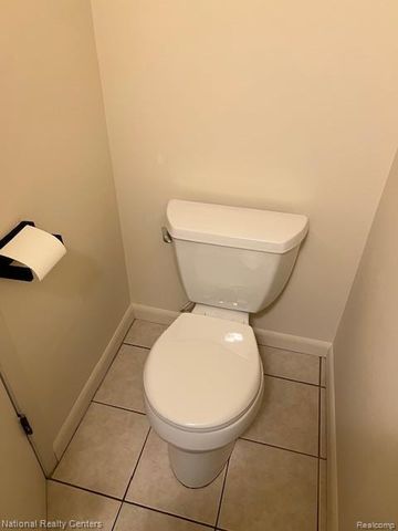 37543 Colonial Drive 124, Westland, MI 48185