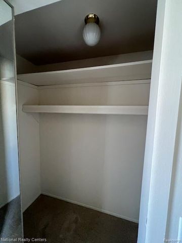 37543 Colonial Drive 124, Westland, MI 48185