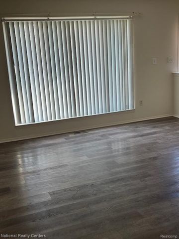 37543 Colonial Drive 124, Westland, MI 48185