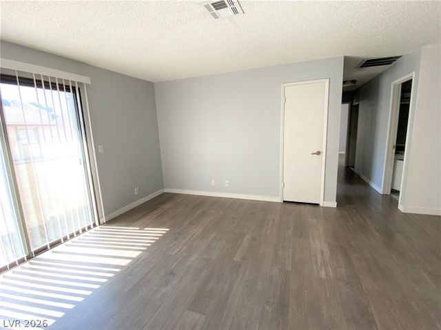 5243 CORINNE Court 68, Las Vegas, NV 89103