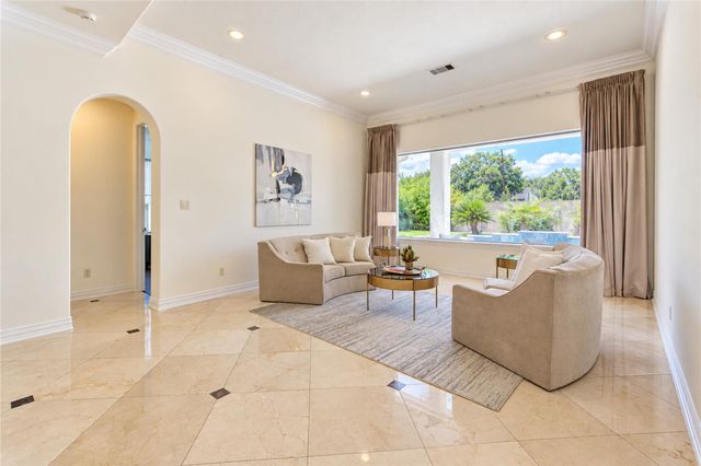 14014 Hampton Cove Drive, Houston, TX 77077