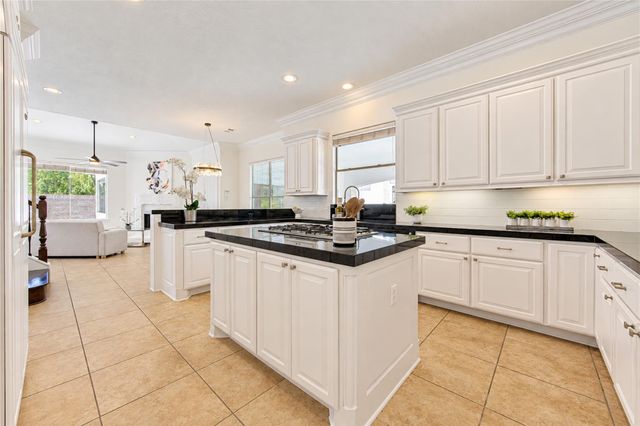 14014 Hampton Cove Drive, Houston, TX 77077