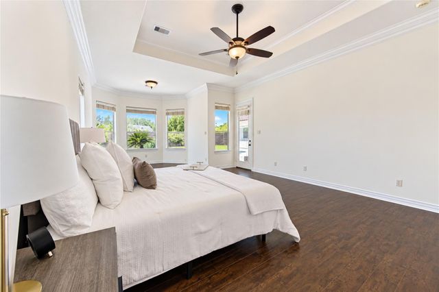 14014 Hampton Cove Drive, Houston, TX 77077
