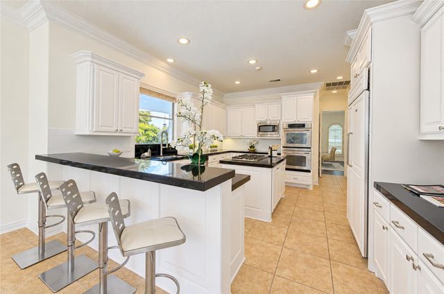 14014 Hampton Cove Drive, Houston, TX 77077