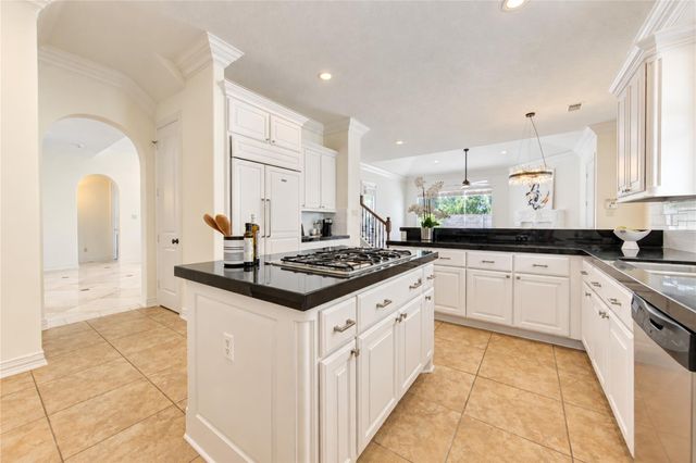 14014 Hampton Cove Drive, Houston, TX 77077