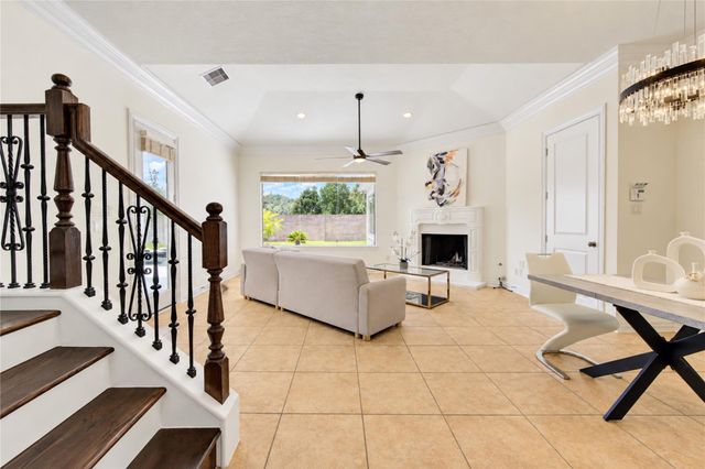 14014 Hampton Cove Drive, Houston, TX 77077