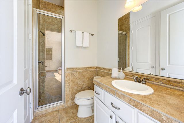 14014 Hampton Cove Drive, Houston, TX 77077