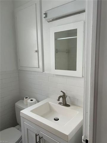 417 Sinclair ST, Norfolk, VA 23505