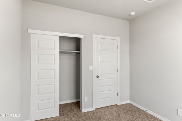 632 PASEO DE LA REINA Street, Horizon City, TX 79928