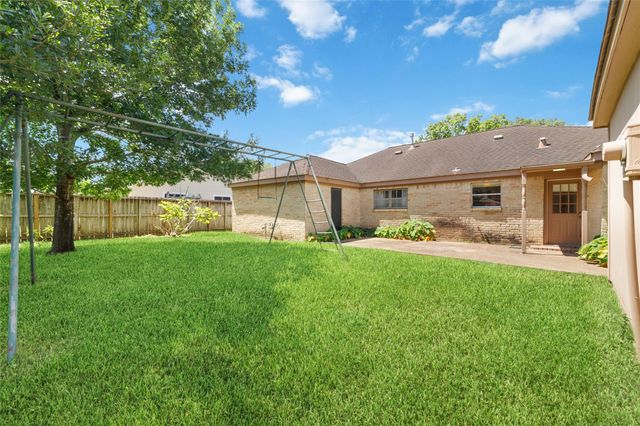 15726 Four Leaf Drive, Houston, TX 77084