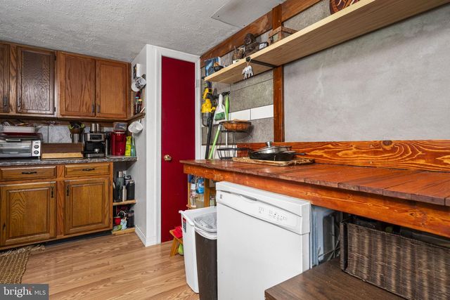 102 PASCHALL MILL RD, West Grove, PA 19390