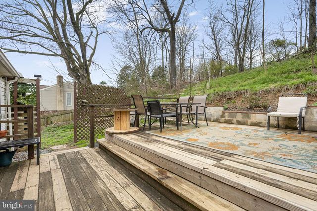 102 PASCHALL MILL RD, West Grove, PA 19390