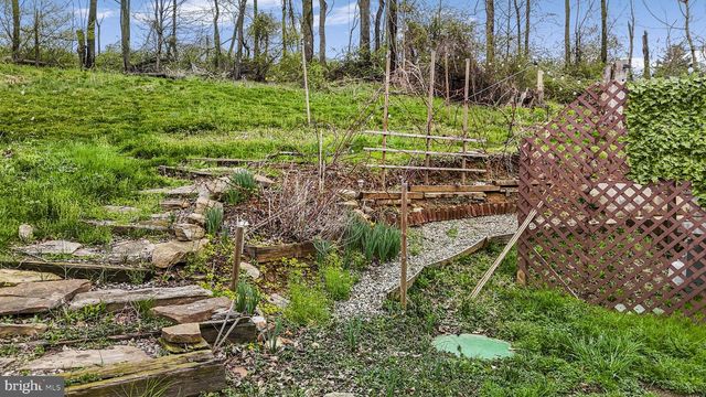 102 PASCHALL MILL RD, West Grove, PA 19390