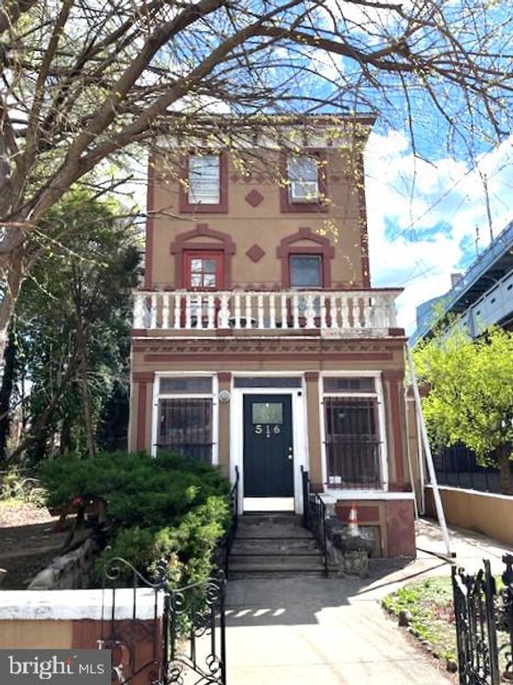 516 N 2ND ST, Camden, NJ 08102