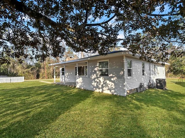 616 N Frusha Dr, Deridder, LA 70634