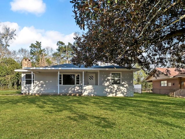 616 N Frusha Dr, Deridder, LA 70634