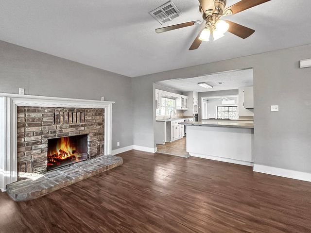 616 N Frusha Dr, Deridder, LA 70634