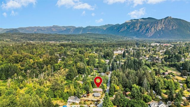 37624 SE 80th Street, Snoqualmie, WA 98065