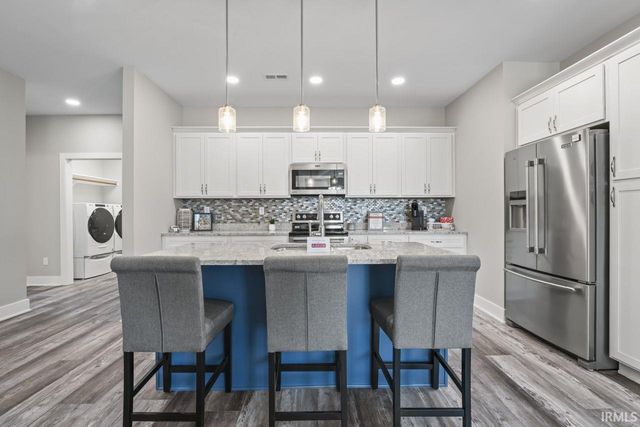 313 Blue River Drive, Knightstown, IN 46148