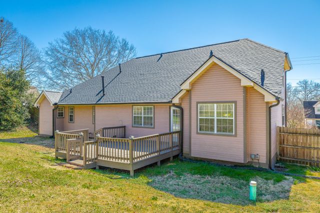 2311 Chimney Hills Drive, Soddy Daisy, TN 37379