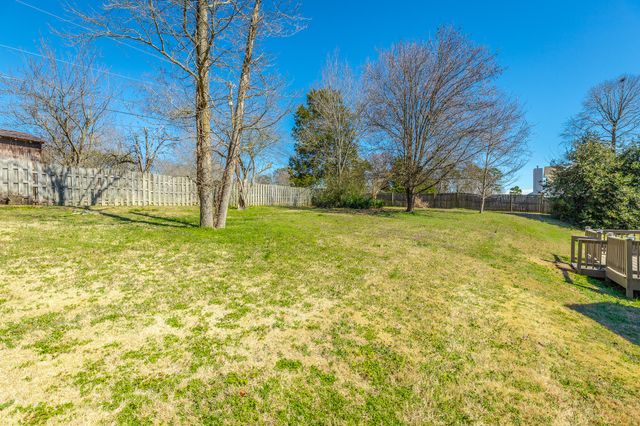 2311 Chimney Hills Drive, Soddy Daisy, TN 37379