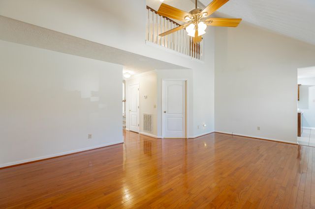 2311 Chimney Hills Drive, Soddy Daisy, TN 37379