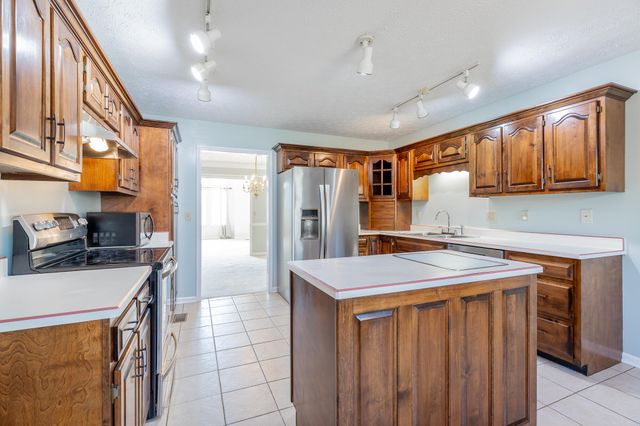 2311 Chimney Hills Drive, Soddy Daisy, TN 37379