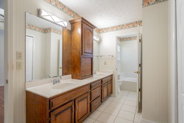 2311 Chimney Hills Drive, Soddy Daisy, TN 37379