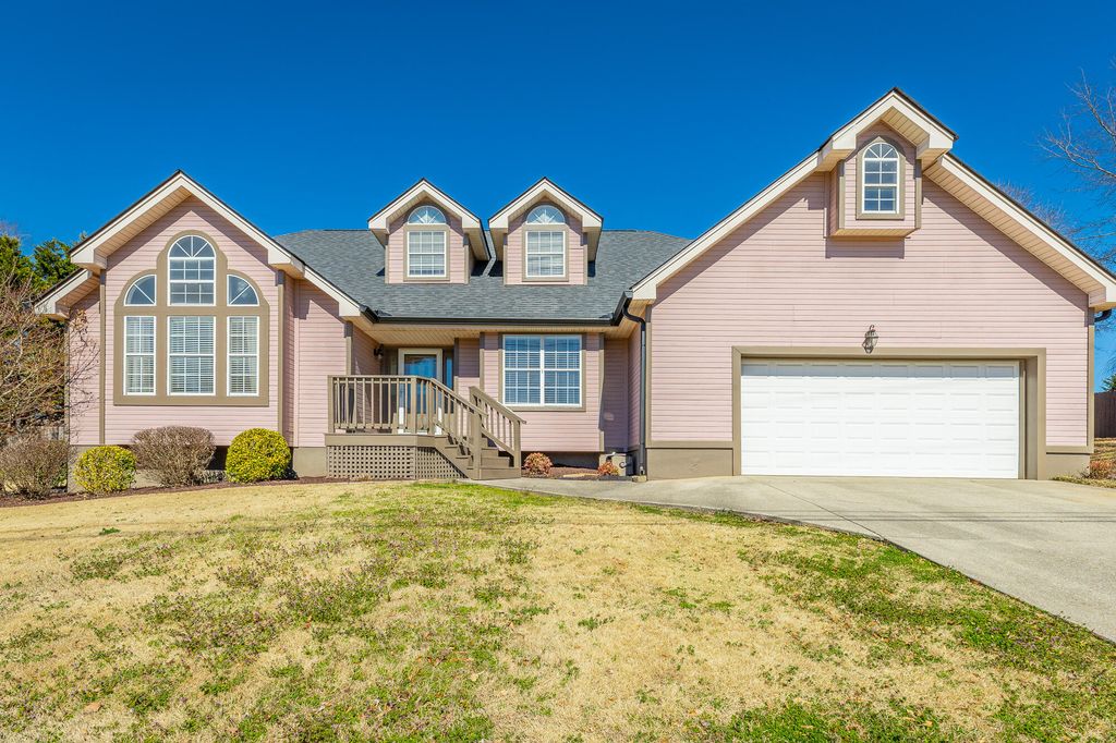 2311 Chimney Hills Drive, Soddy Daisy, TN 37379