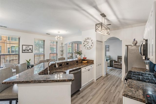 2749 VIA CIPRIANI 1023B, Clearwater, FL 33764