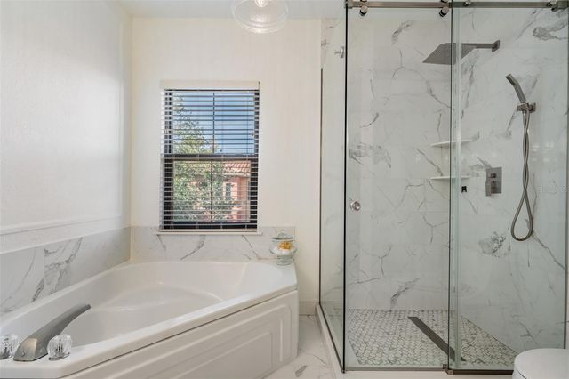 2749 VIA CIPRIANI 1023B, Clearwater, FL 33764