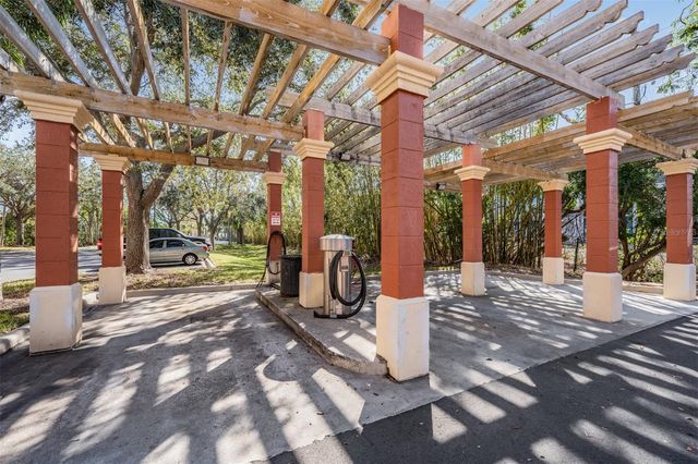 2749 VIA CIPRIANI 1023B, Clearwater, FL 33764