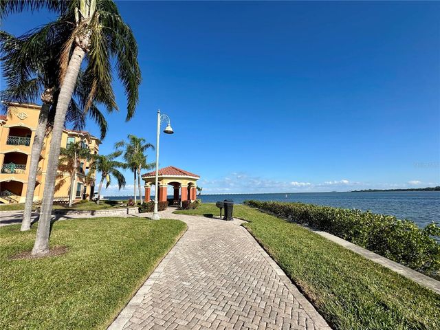 2749 VIA CIPRIANI 1023B, Clearwater, FL 33764