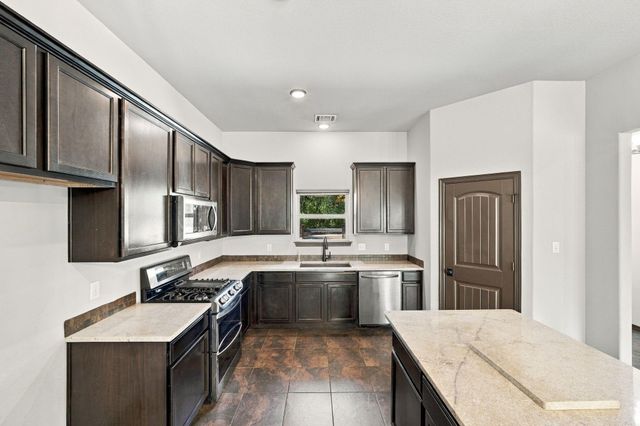 7049 Pine Shadows Road, Cleveland, TX 77328