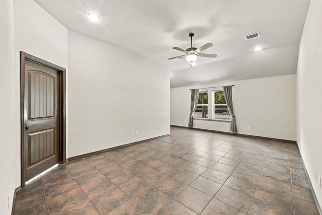 7049 Pine Shadows Road, Cleveland, TX 77328
