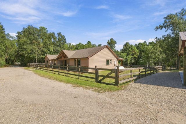 7049 Pine Shadows Road, Cleveland, TX 77328