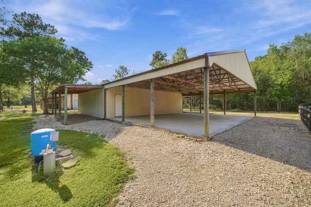 7049 Pine Shadows Road, Cleveland, TX 77328