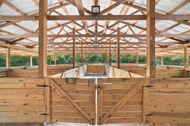 7049 Pine Shadows Road, Cleveland, TX 77328