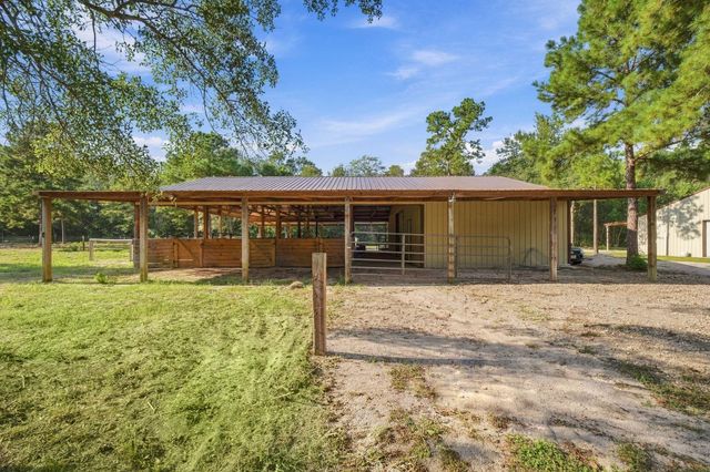 7049 Pine Shadows Road, Cleveland, TX 77328