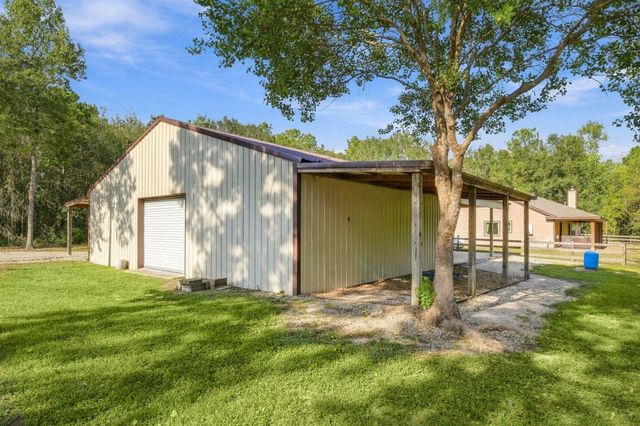 7049 Pine Shadows Road, Cleveland, TX 77328