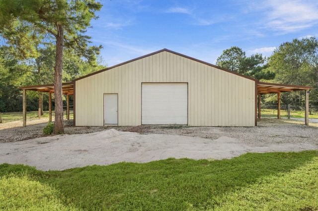 7049 Pine Shadows Road, Cleveland, TX 77328