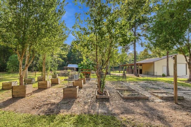 7049 Pine Shadows Road, Cleveland, TX 77328