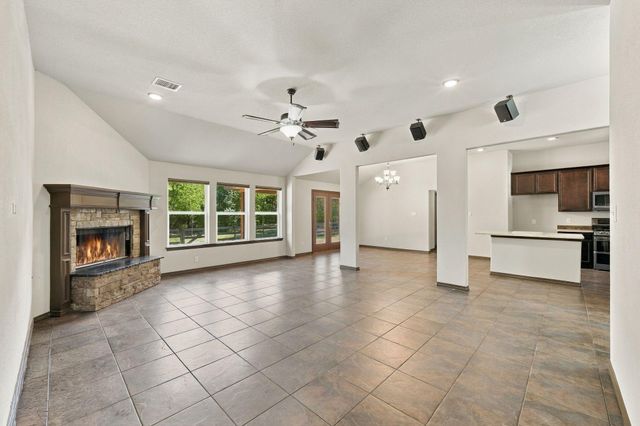7049 Pine Shadows Road, Cleveland, TX 77328