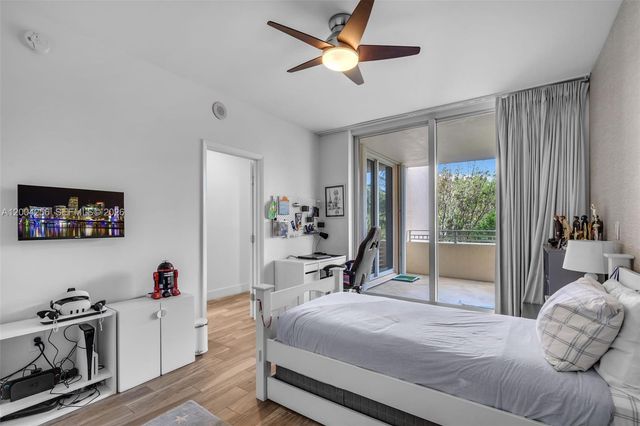 791 Crandon Blvd 302, Key Biscayne, FL 33149