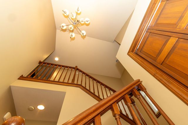 1307 Longford Lane, Bloomington, IL 61704