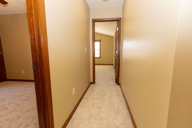 1307 Longford Lane, Bloomington, IL 61704