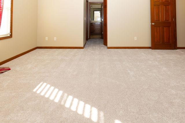 1307 Longford Lane, Bloomington, IL 61704