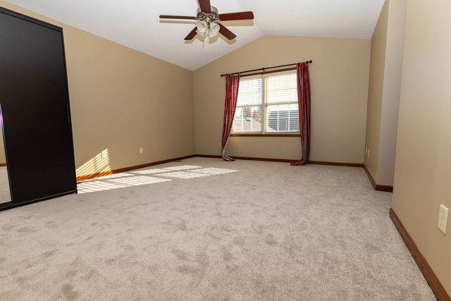 1307 Longford Lane, Bloomington, IL 61704